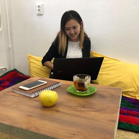 Flow Hostel Bişkek Dış mekan fotoğraf