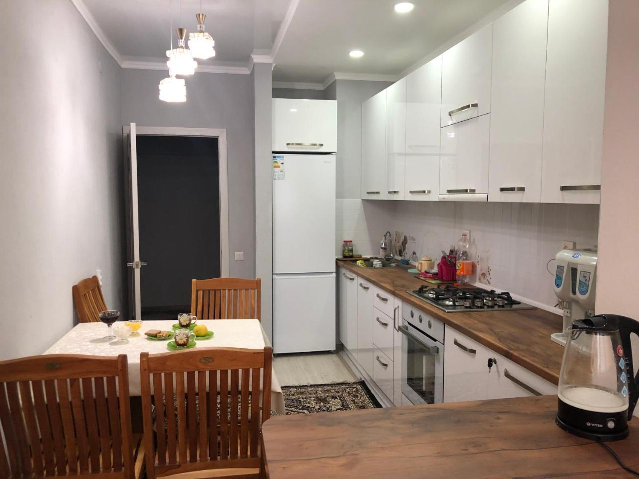 Flow Hostel Bişkek Dış mekan fotoğraf