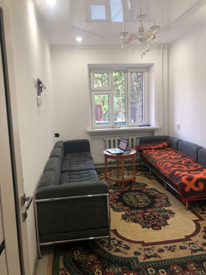 Flow Hostel Bişkek Dış mekan fotoğraf